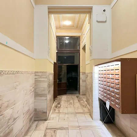 Majestic Residency - 3 Bedrooms * Budapest