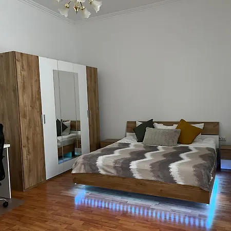 Majestic Residency - 3 Bedrooms * Budapest