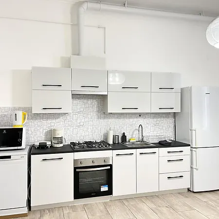 Majestic Residency - 3 Bedrooms Apartment